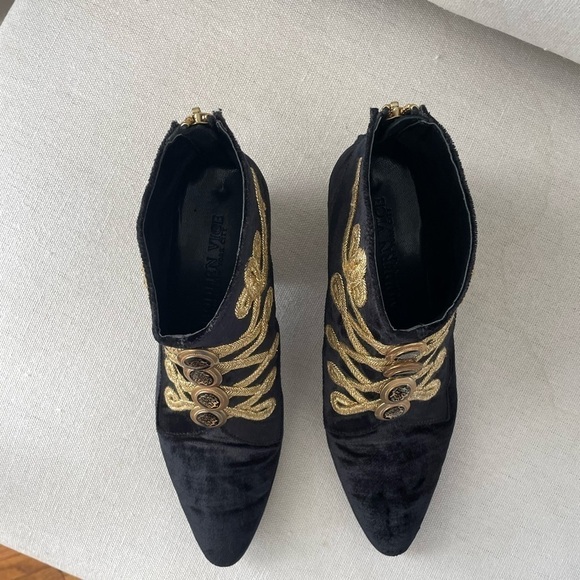 Modern Vice Black velvet with gold embroidery Ankle Boots size 6.5 - Picture 4 of 6